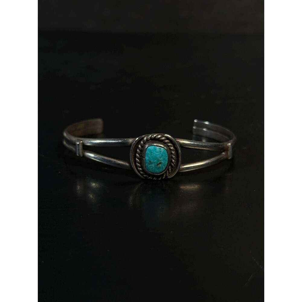 Native American Sterling Silver Turquoise Cuff Bracelet Size 5.5